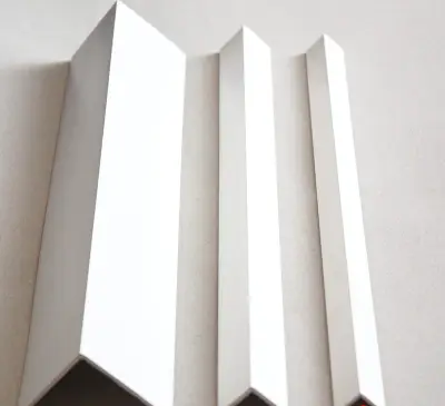 LAJ L 20x20 BELA ALU. 3m