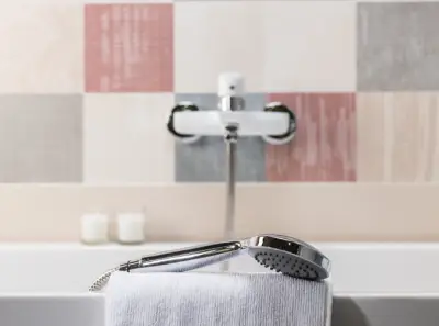 STELA BAT.KADA BELA HROM 2211