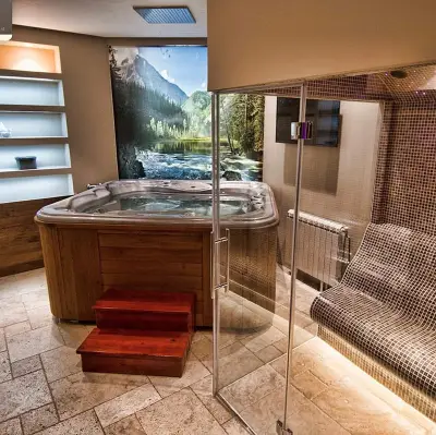 131 ROMAN PATTERN IVORY 0,743